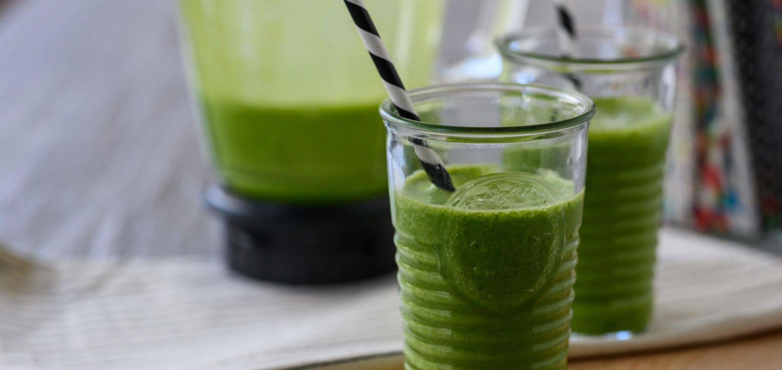 SMOOTHIE ME ΑΚΤΙΝΙΔΙΟ, ΜΠΑΝΑΝΑ, BABY ΣΠΑΝΑΚΙ & ΜΕΛΙ