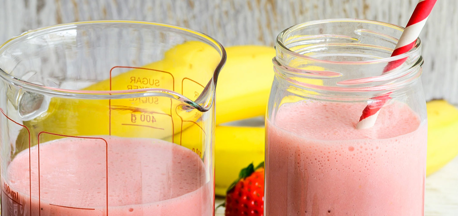 Smoothie με Arla Protein ρόφημα γάλακτος φράουλα, μπανάνα και μέλι